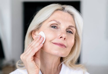 پاکسازی منظم پوست