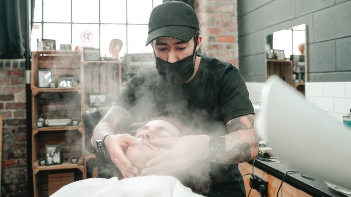 دستگاه بخور صورت در آرایشگاه