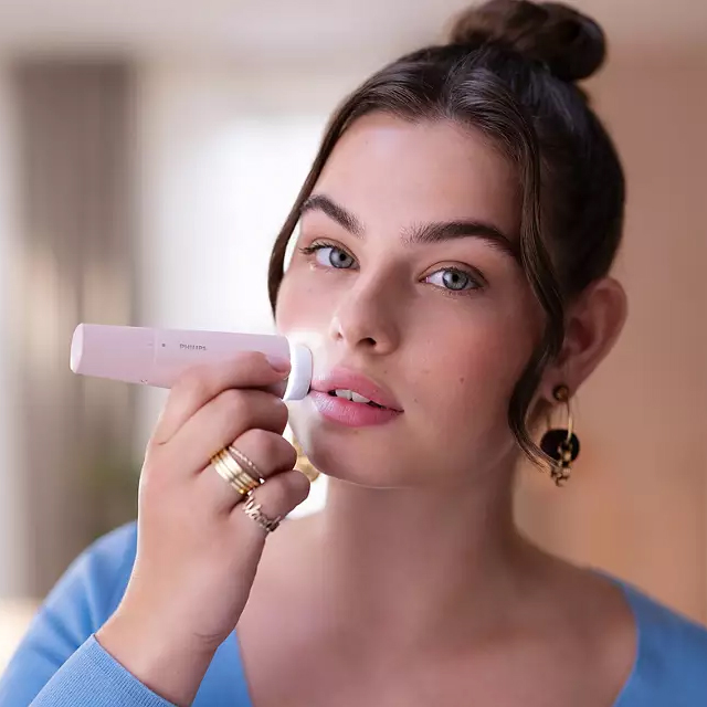 ماشین اصلاح صورت بانوان فیلیپس